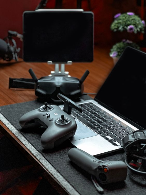 From Scattered Data To Sky-High Authority: Mastering The Drone Pilot’s Archive 1 Photo by Rubaitul Azad: https://www.pexels.com/photo/dji-avata-fpv-18253365/